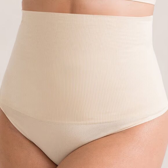 NWOT Shapermint Essentials  High-Waisted Shaper Thong Beige Size M - Picture 1 of 4